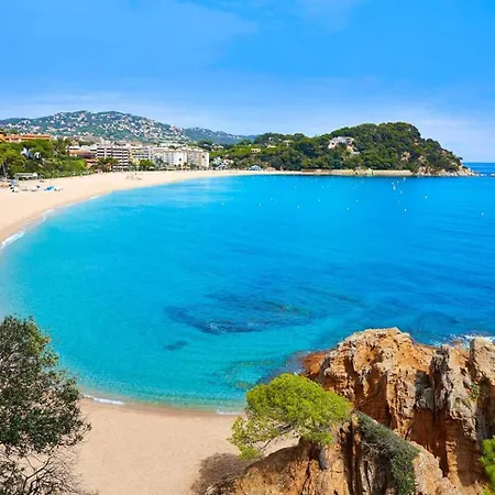 Cbn מלון דירות 3*