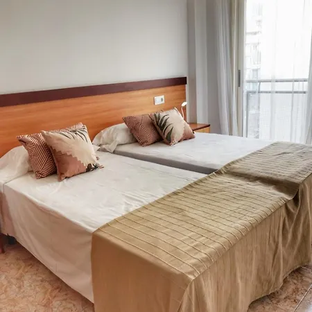 Cbn מלון דירות